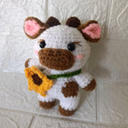 Amigurumi Vaquita Tejida con Morralito de Girasol - 13cm