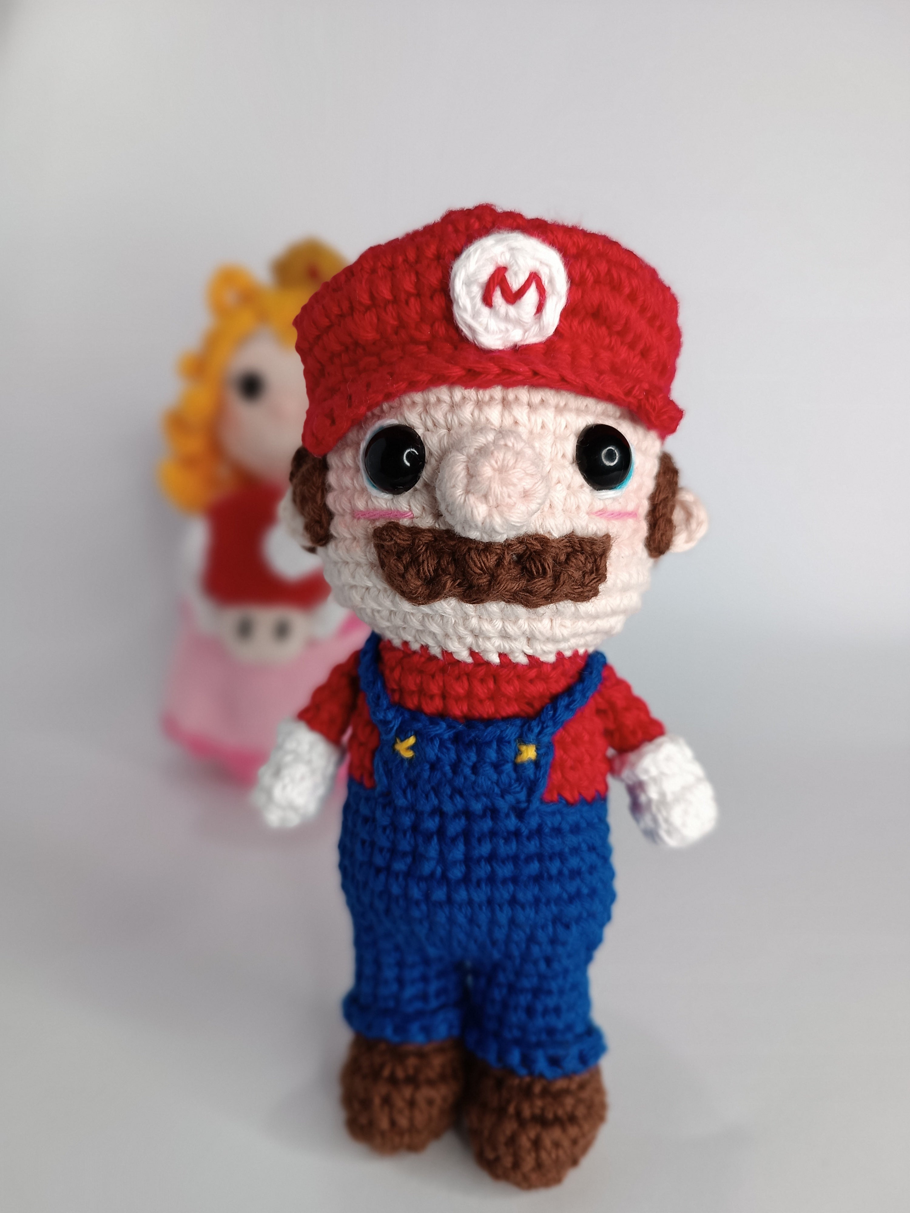 Amigurumi personalizado de Mario Bros tejido a mano en algodón
