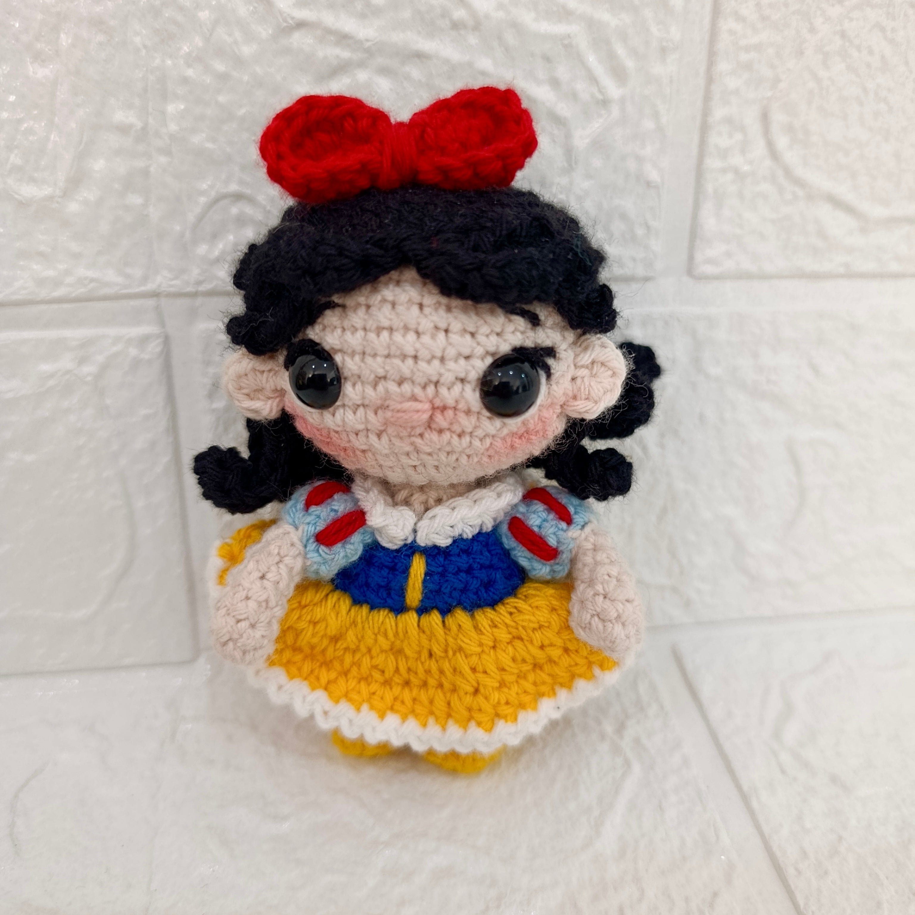 Muñeca Princesa Blanca Nieves – Amigurumi Tejido a Mano