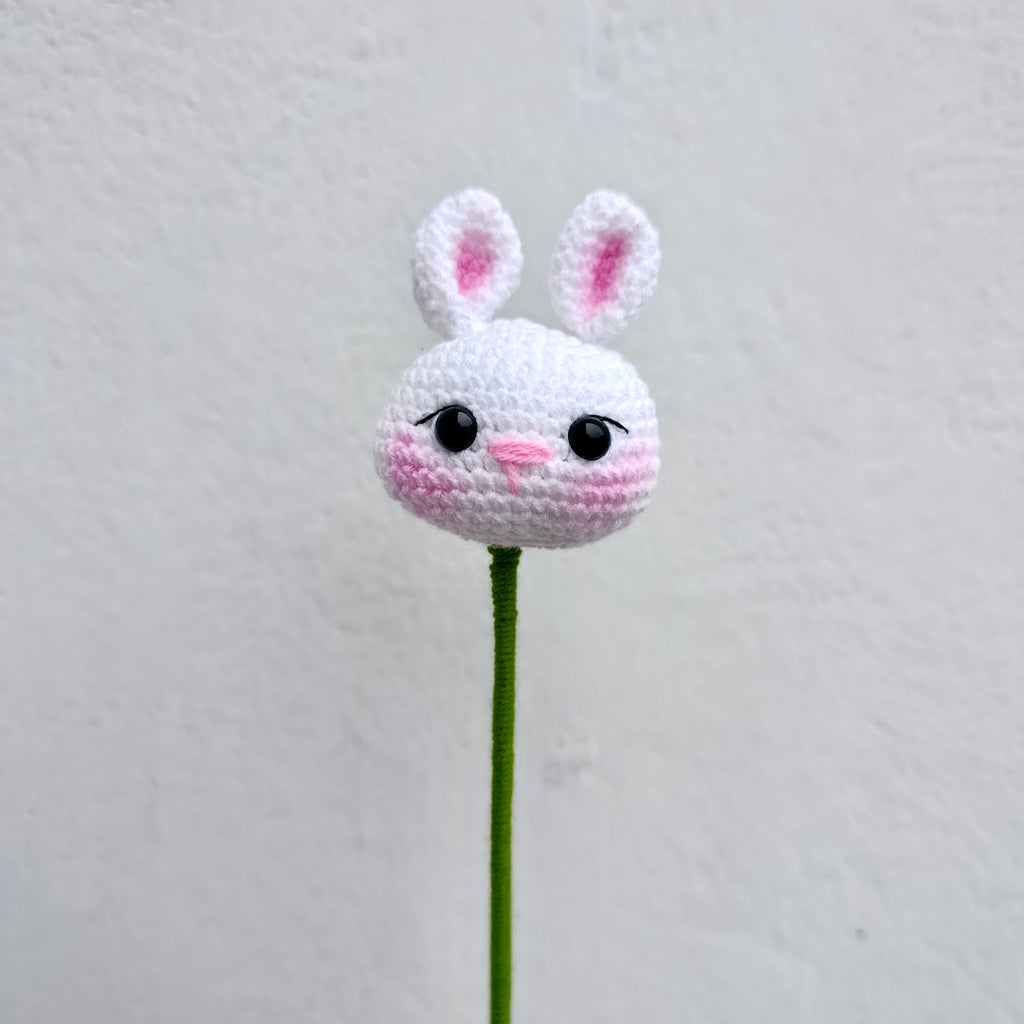 Conejo  Amigurumi Tejido a Crochet– Complemento para ramos