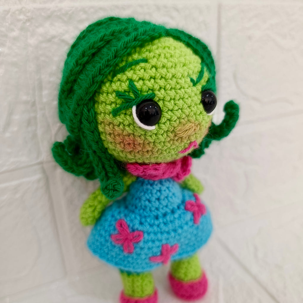 Muñeca Desagrado Intensamente en Crochet 14 cm