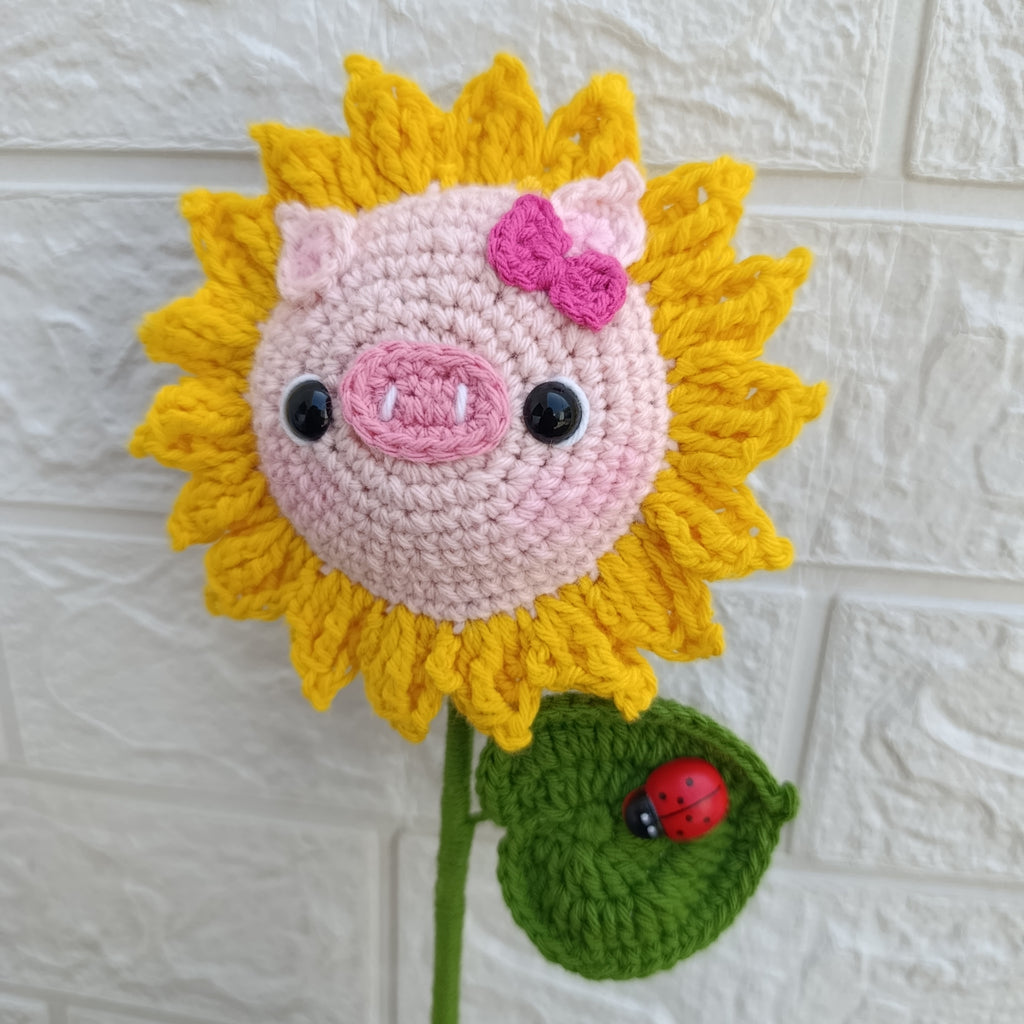Girasol amigurumi con carita de chanchito tejido a crochet - patrón Chanchigirasol 2