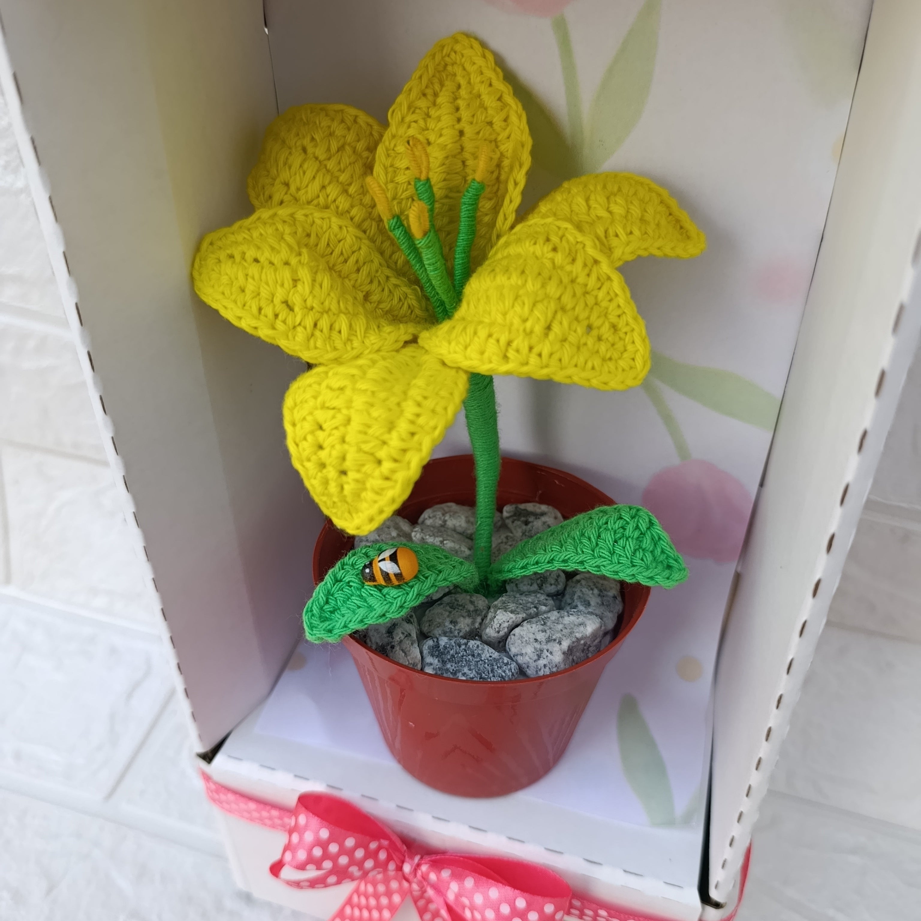 Maceta de lirio tejido crochet