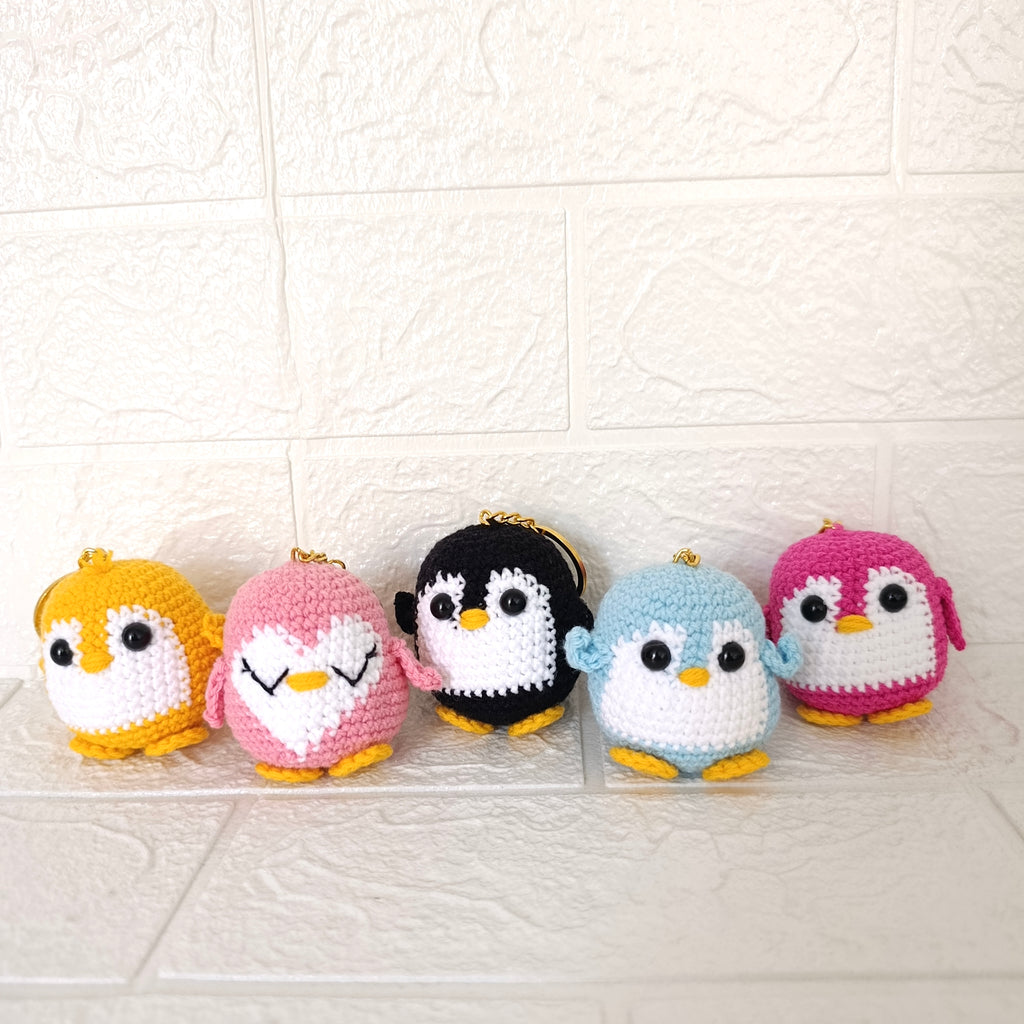 Llavero Mediano Pingüino Bebé Tejido