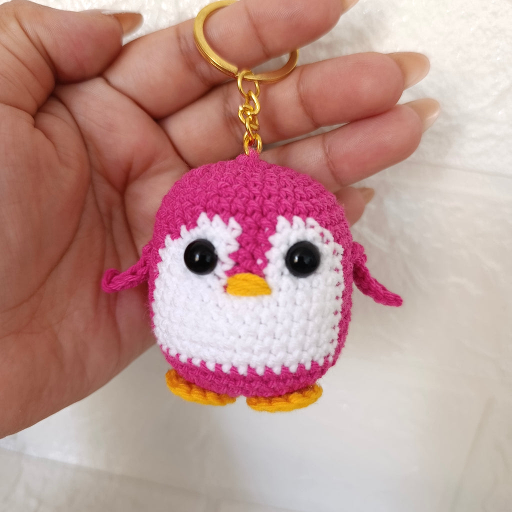 Llavero Mediano Pingüino Bebé Tejido