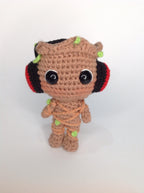 Muñeco tejido personalizado inspirado en groot marvel
