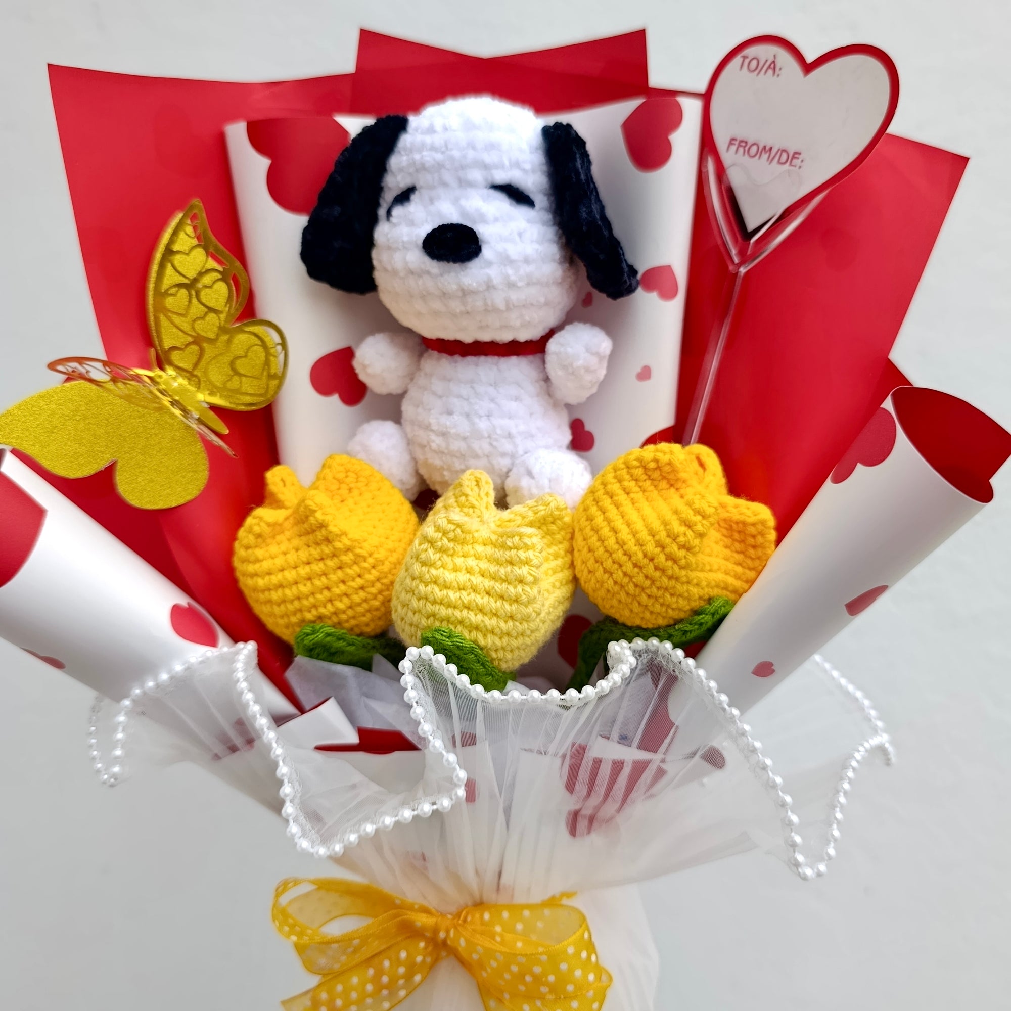 Ramo Snoopy con Tulipanes Amarillos en Crochet