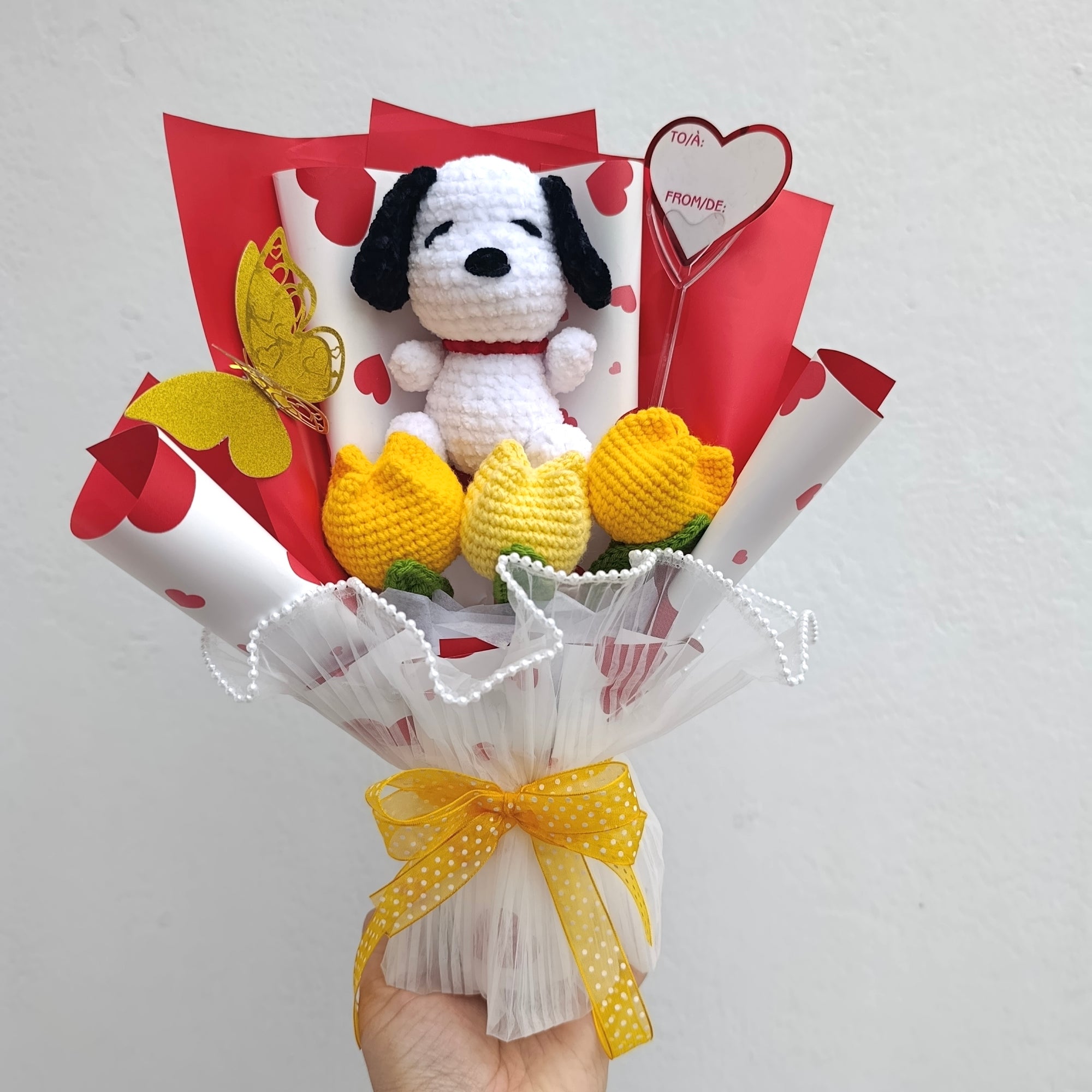 Ramo Snoopy con Tulipanes Amarillos en Crochet
