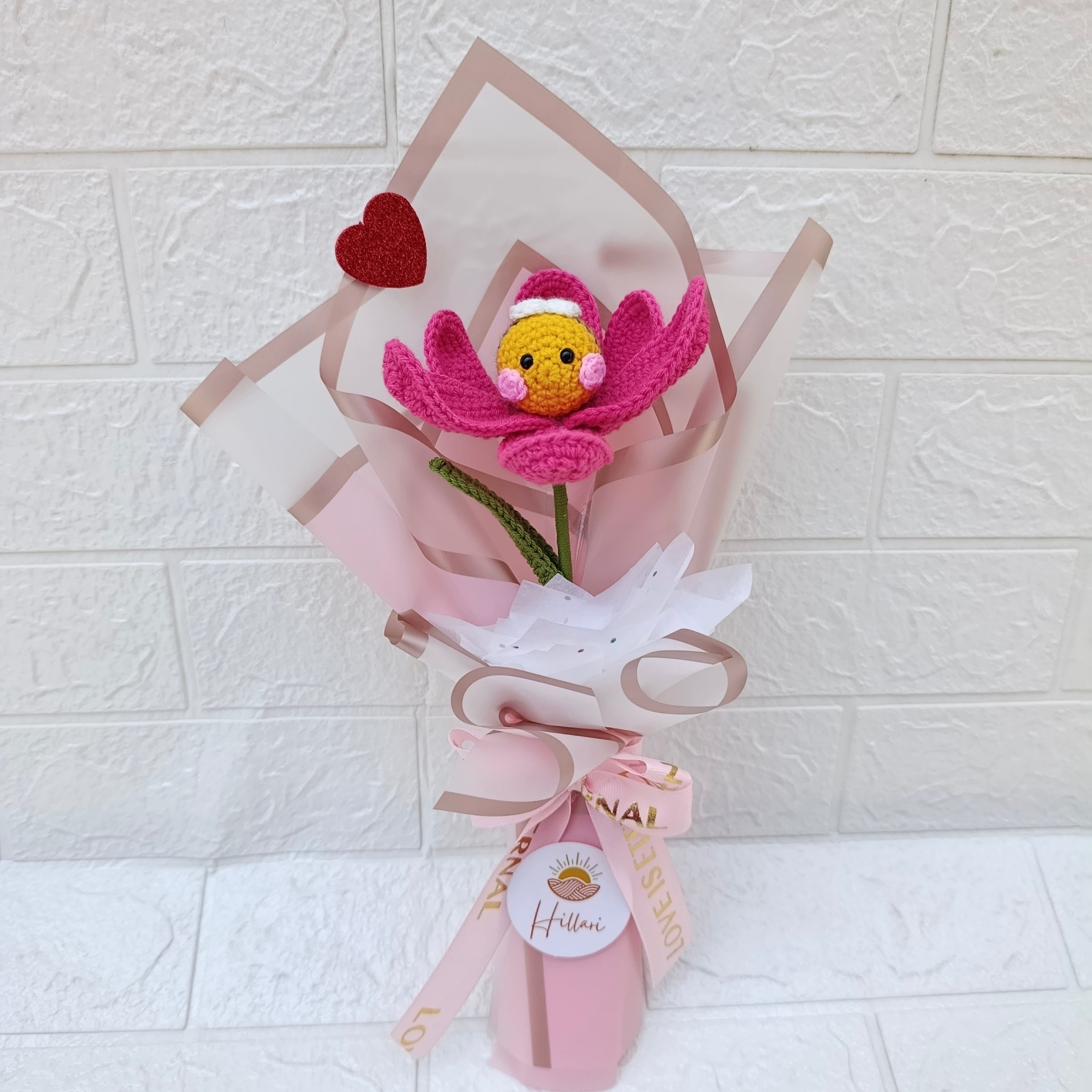 Tulipán Abierto con Abeja