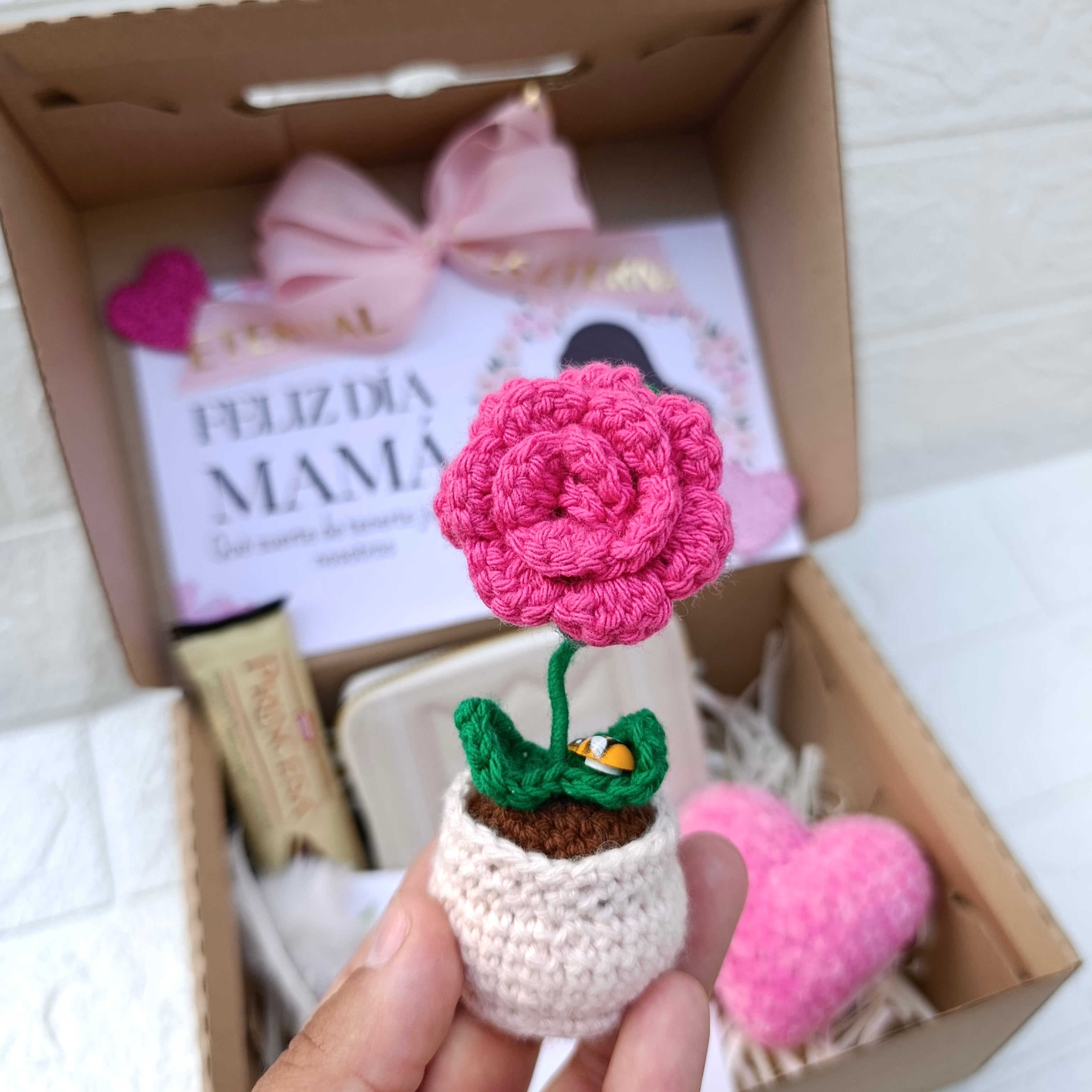 Caja Pon Pon – Regalo Día de la Madre