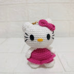 Llavero Kitty Pequeña Tejida a Crochet