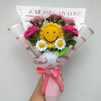 Ramo Crochet Sonriente con Girasol, Tulipanes y Rosas