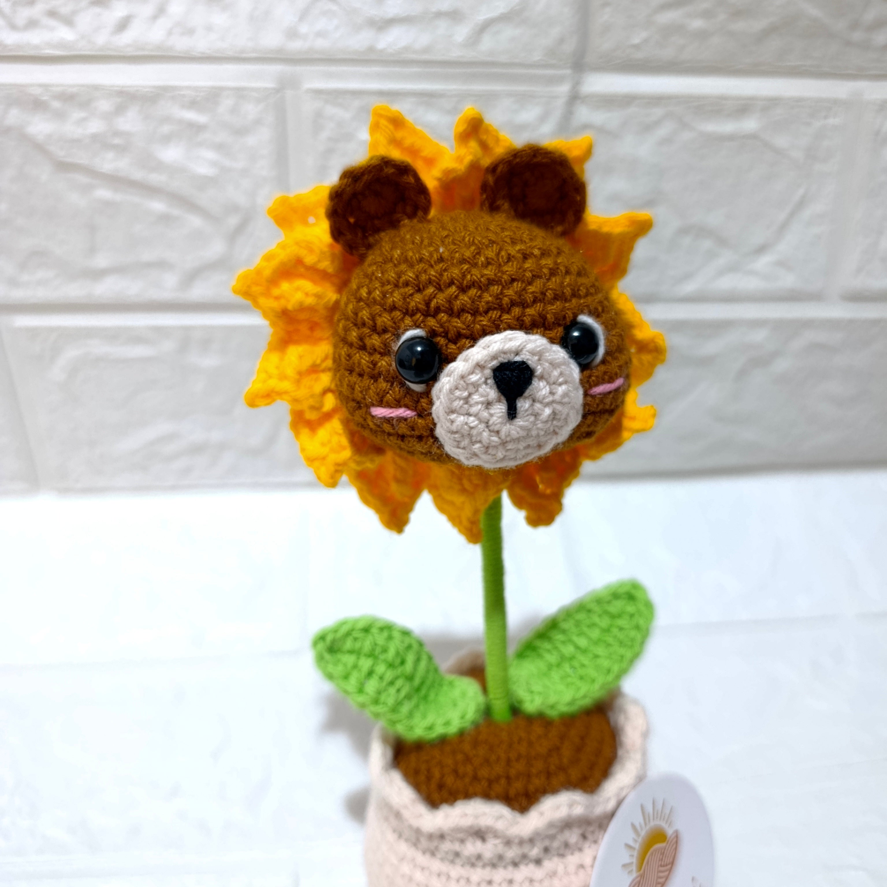 Maceta Carita de Osito con Girasol en Crochet
