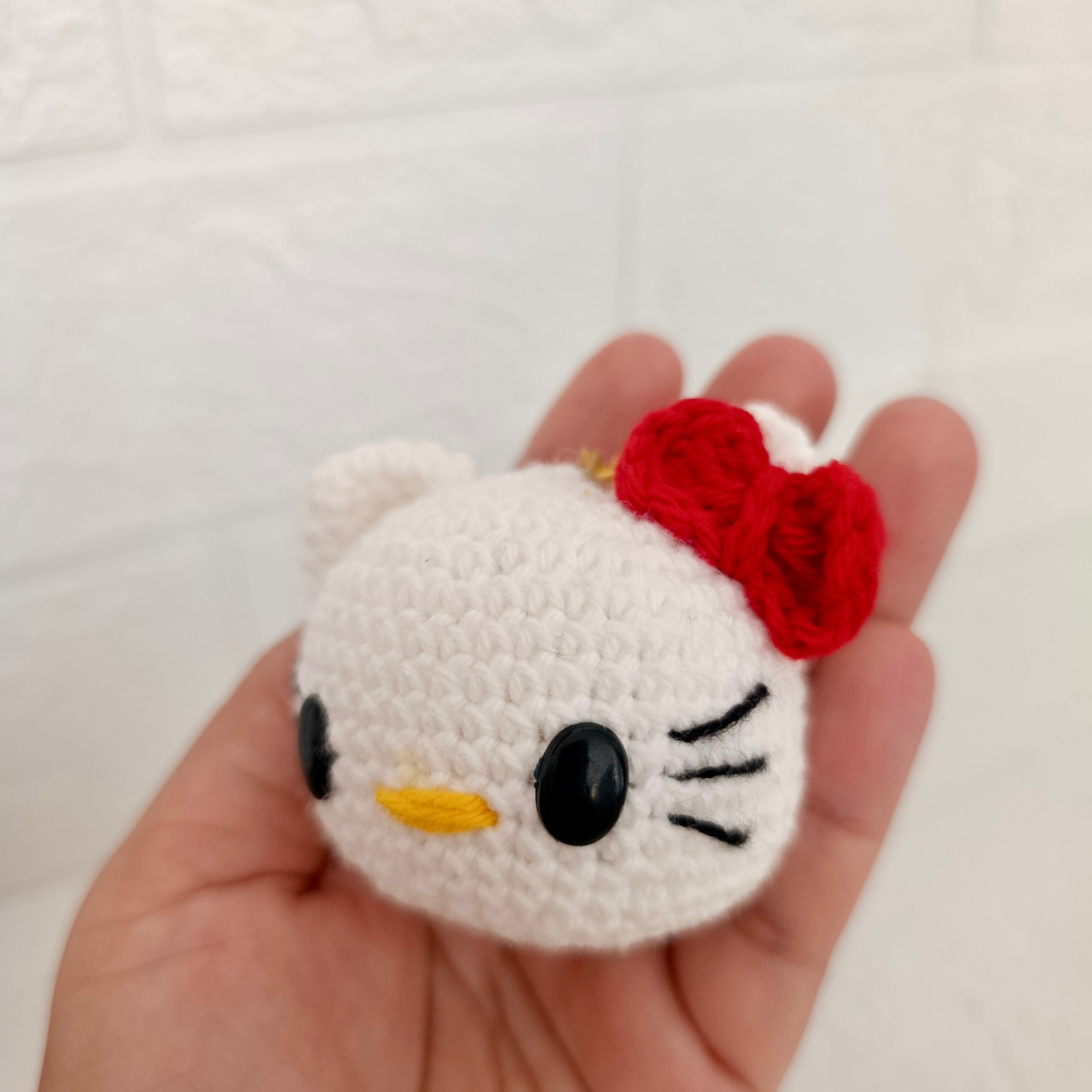Llavero Hello Kitty Tejido en Crochet