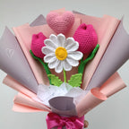 Ramo Atemporal Corazón con Tulipanes y Margarita en Crochet