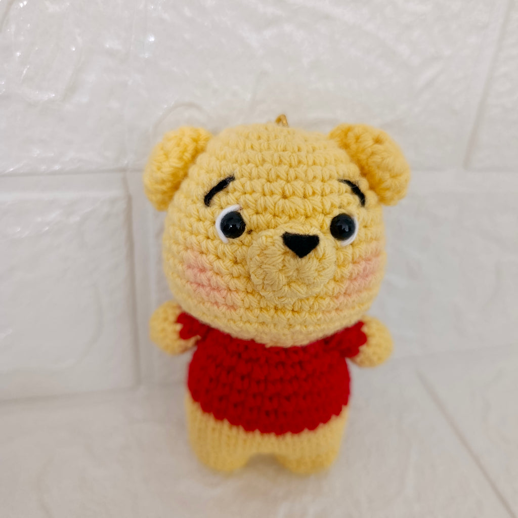 Llavero Winnie Pooh Tejido en Crochet con Cuerpo Completo