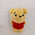 Llavero Winnie Pooh Tejido en Crochet con Cuerpo Completo