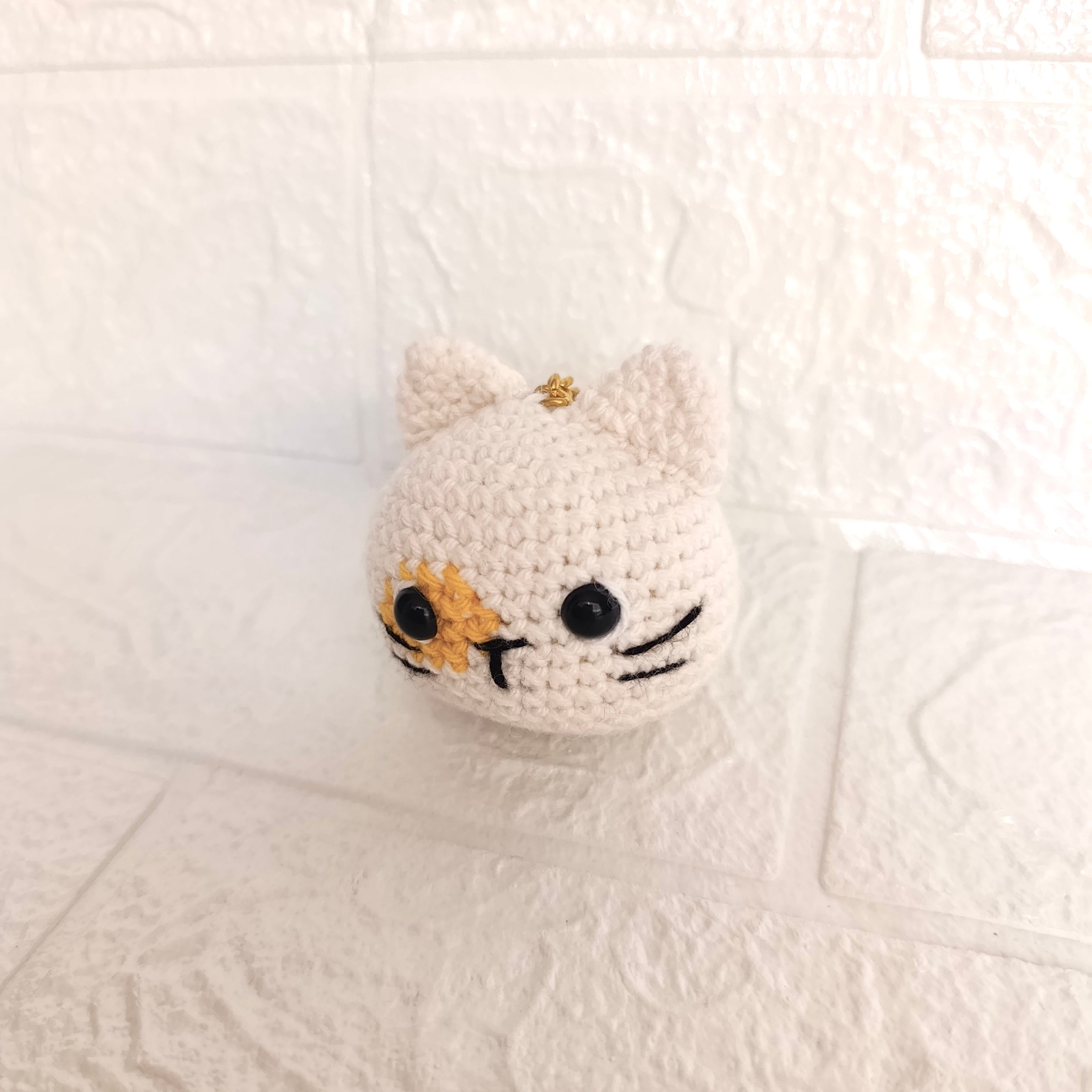 Llavero Carita de Gato Manchita Amarilla en Crochet