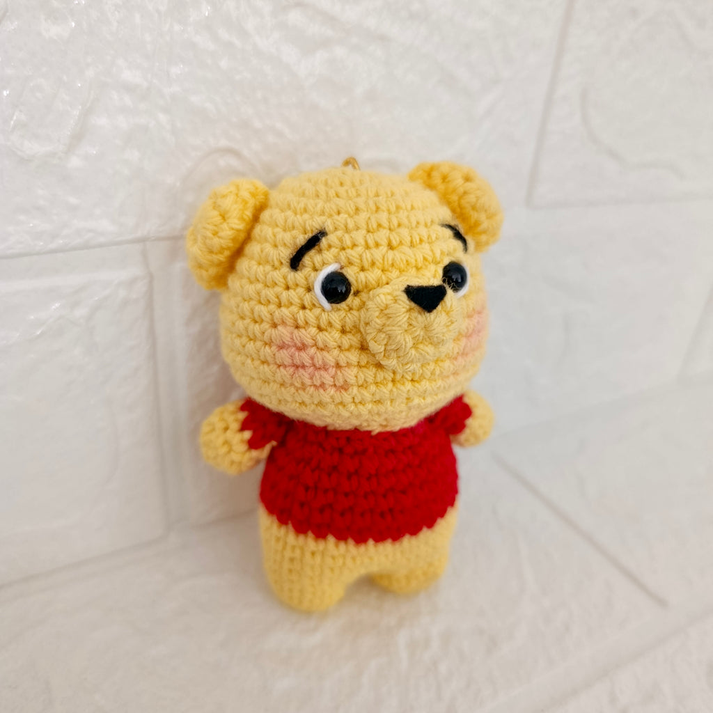 Llavero Winnie Pooh Tejido en Crochet con Cuerpo Completo