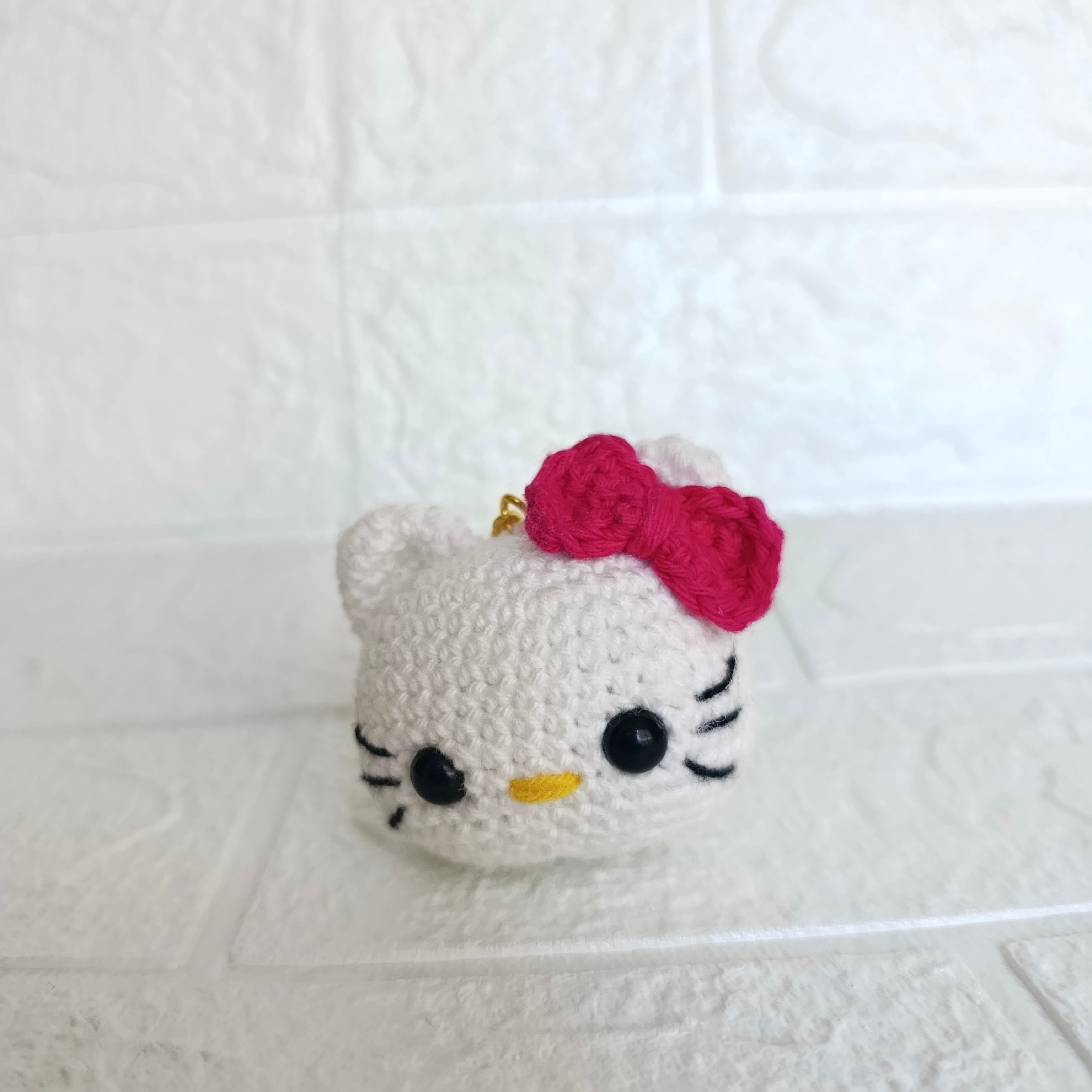 Llavero Hello Kitty Fucsia en Crochet