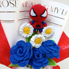Ramo Spiderman Crochet con Rosas y Margarita