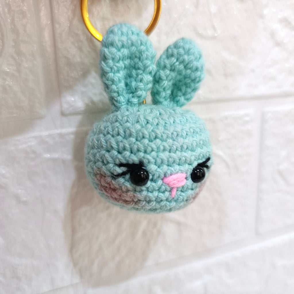 Llavero Conejo Pequeño Tejido en Crochet