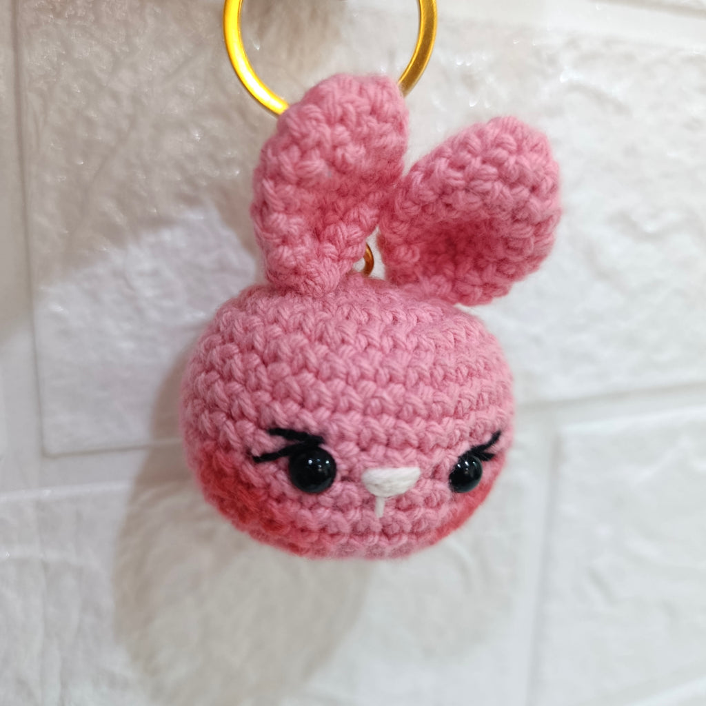 Llavero Conejo Pequeño Tejido en Crochet