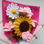 Ramo Crochet con Girasol Premium, Tulipanes y Margaritas