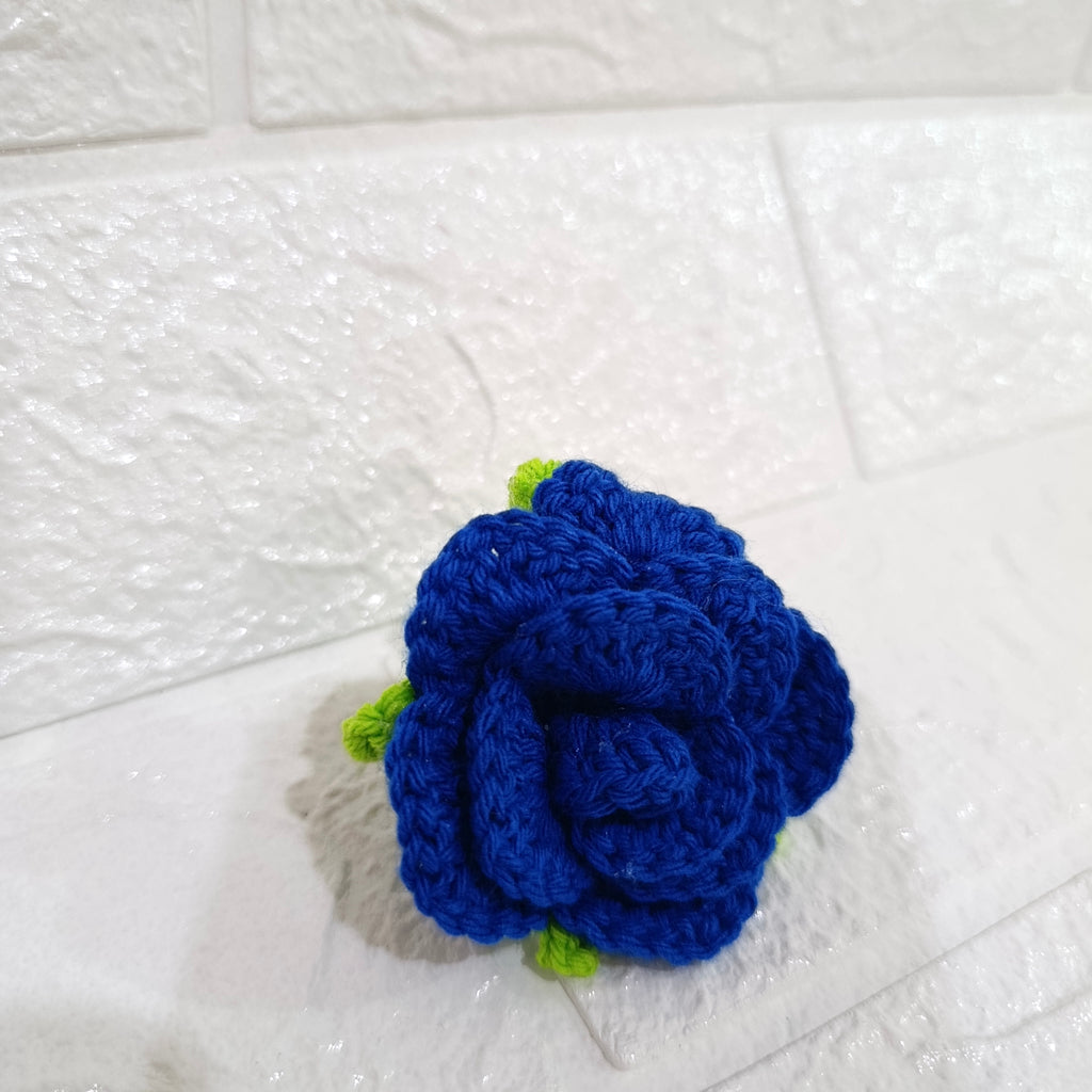 Llavero de Rosas Tejidas a Mano en Crochet