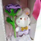 Box con Conejo de Peluche y Rosa Lila en Crochet