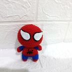 Spiderman Mediano Amigurumi – Tejido a Mano