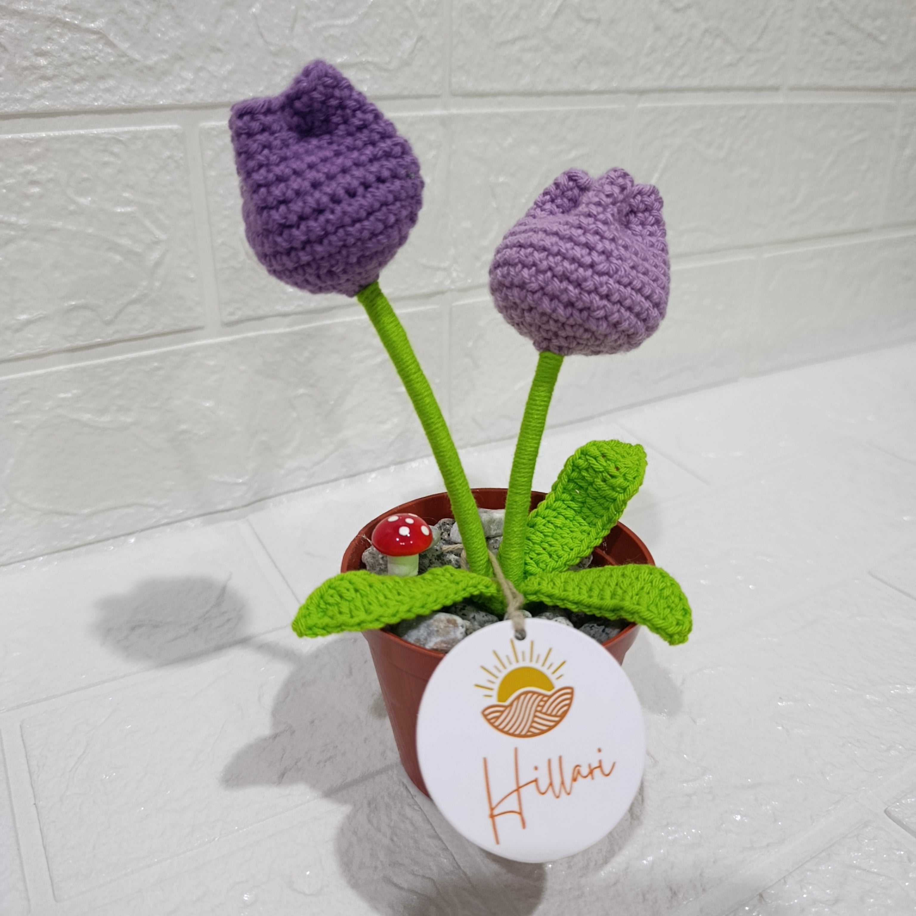 Maceta Decorativa con Tulipanes Tejidos en Crochet