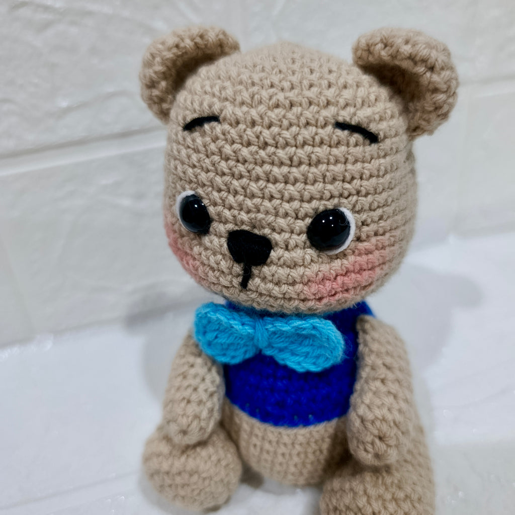 Osito Amigurumi Turquesa con Corbata en Crochet
