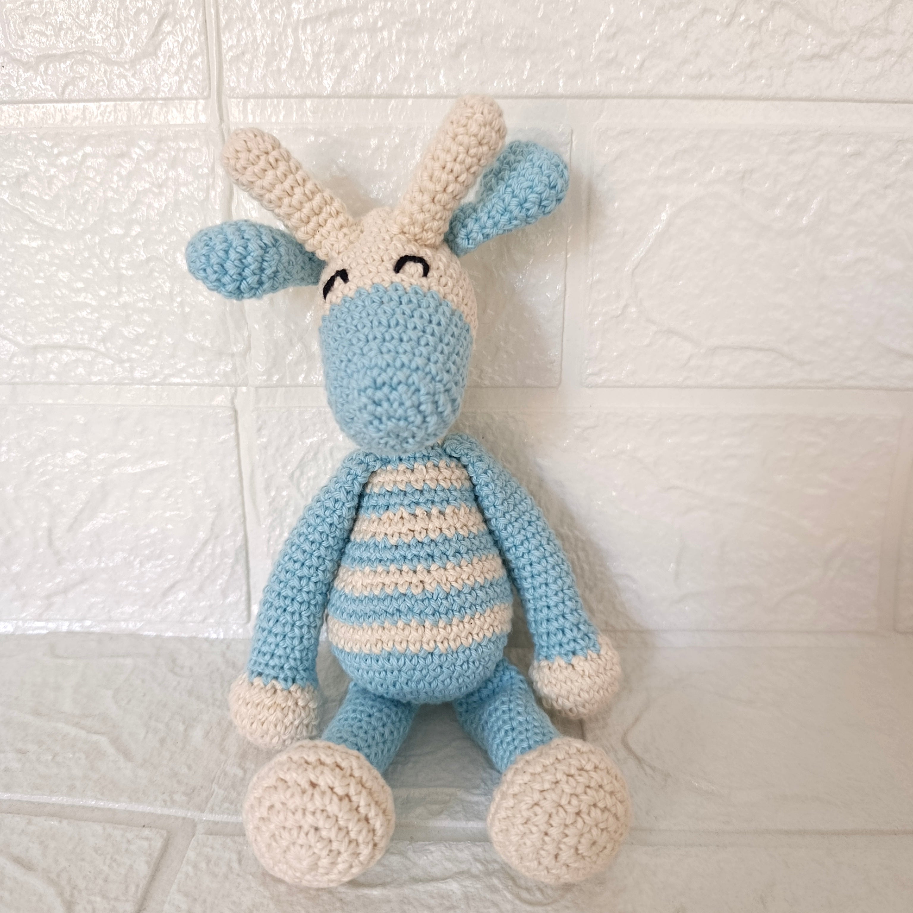 Jirafita Bebé Tejida – Amigurumi