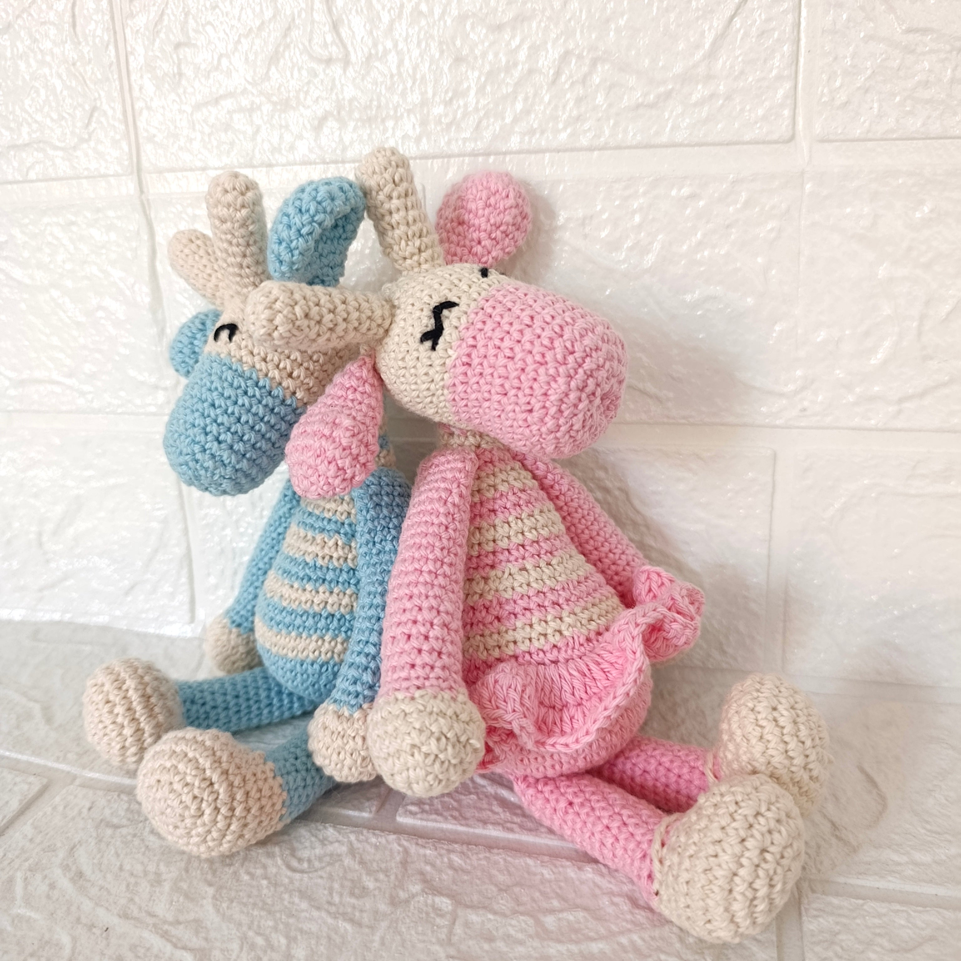 Jirafita Bebé Tejida – Amigurumi