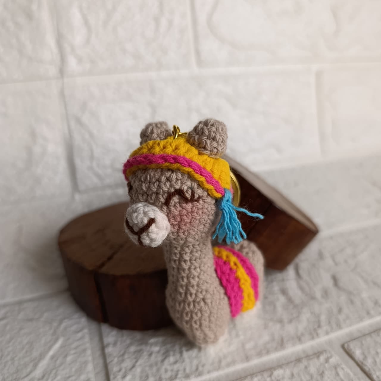 Llavero de Llamita Crochet 10 cm · Tejido a Mano