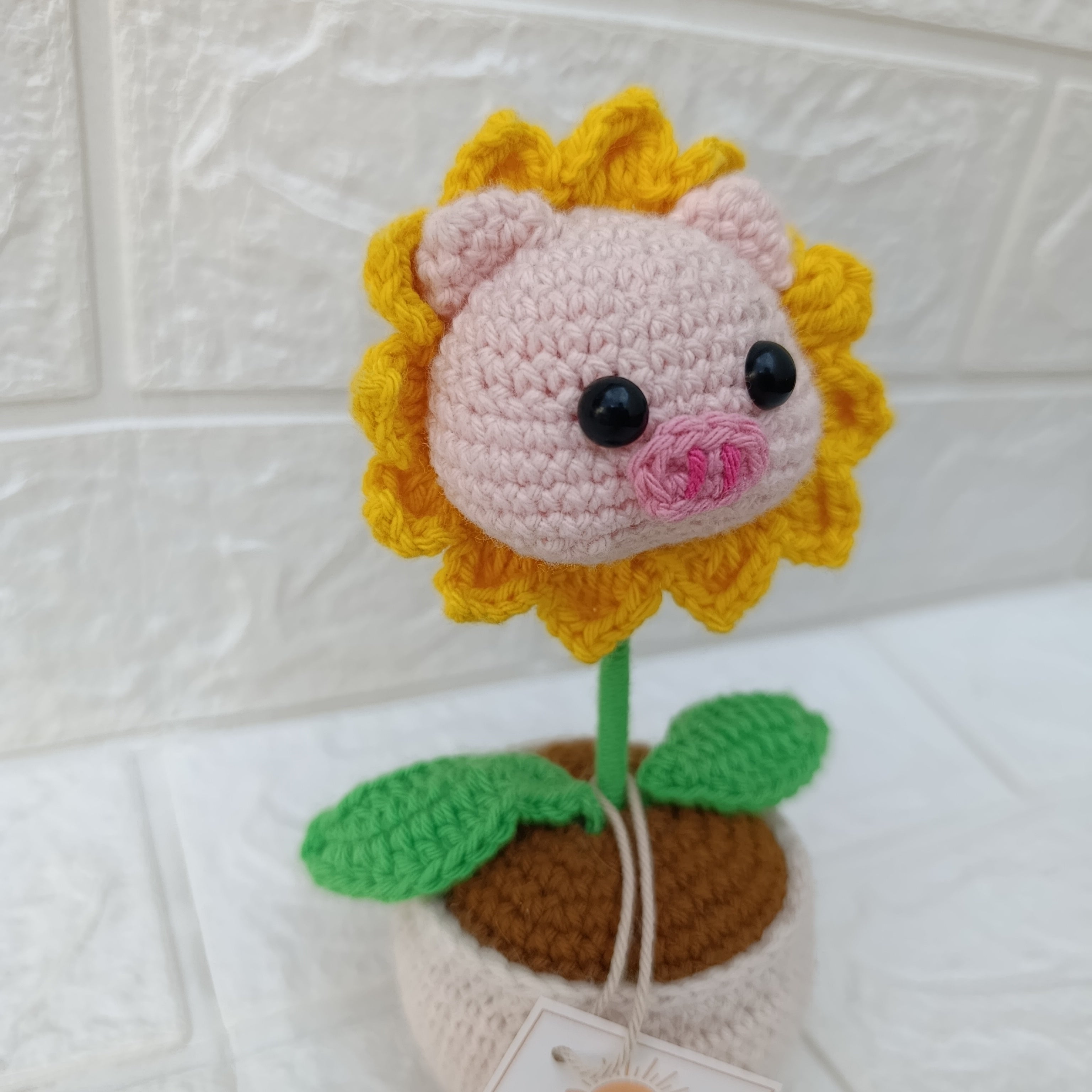 Maceta Carita de Cerdo con Girasol en Crochet