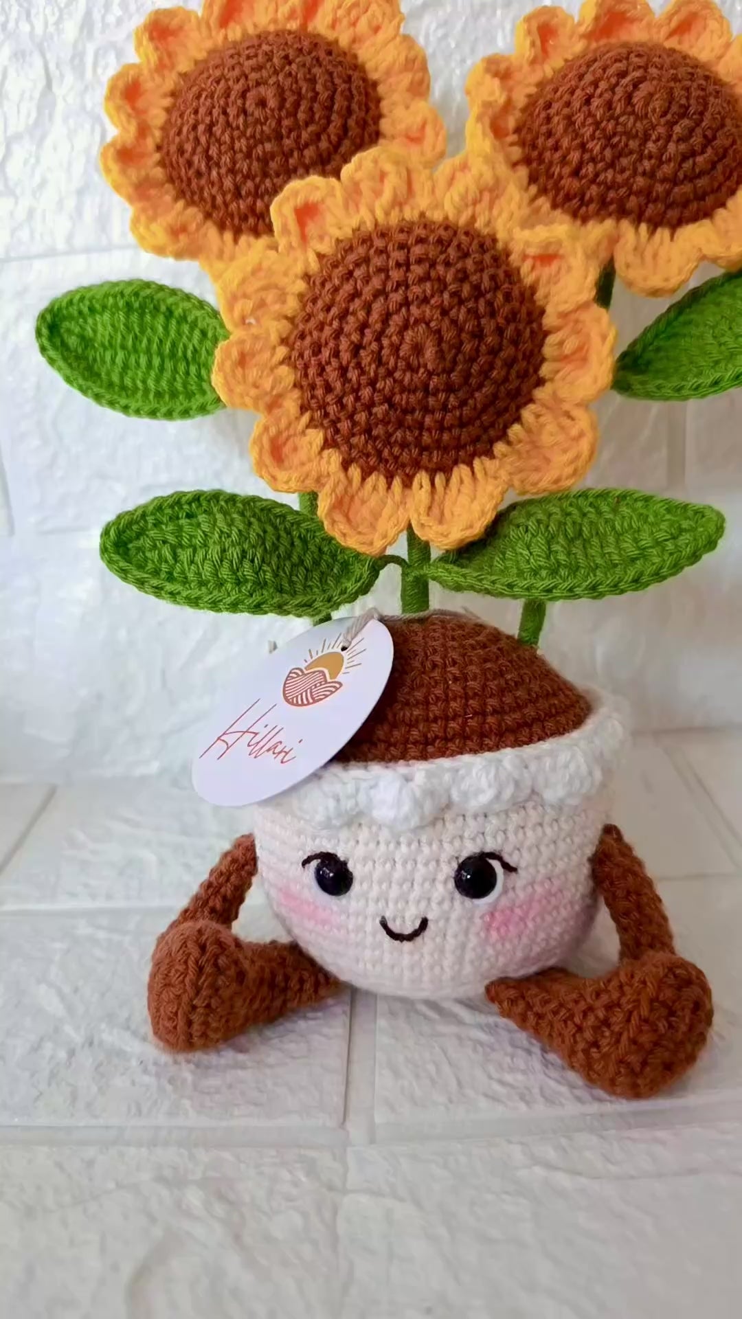 Maceta con Triple Girasol Tejido a Crochet - 22cm