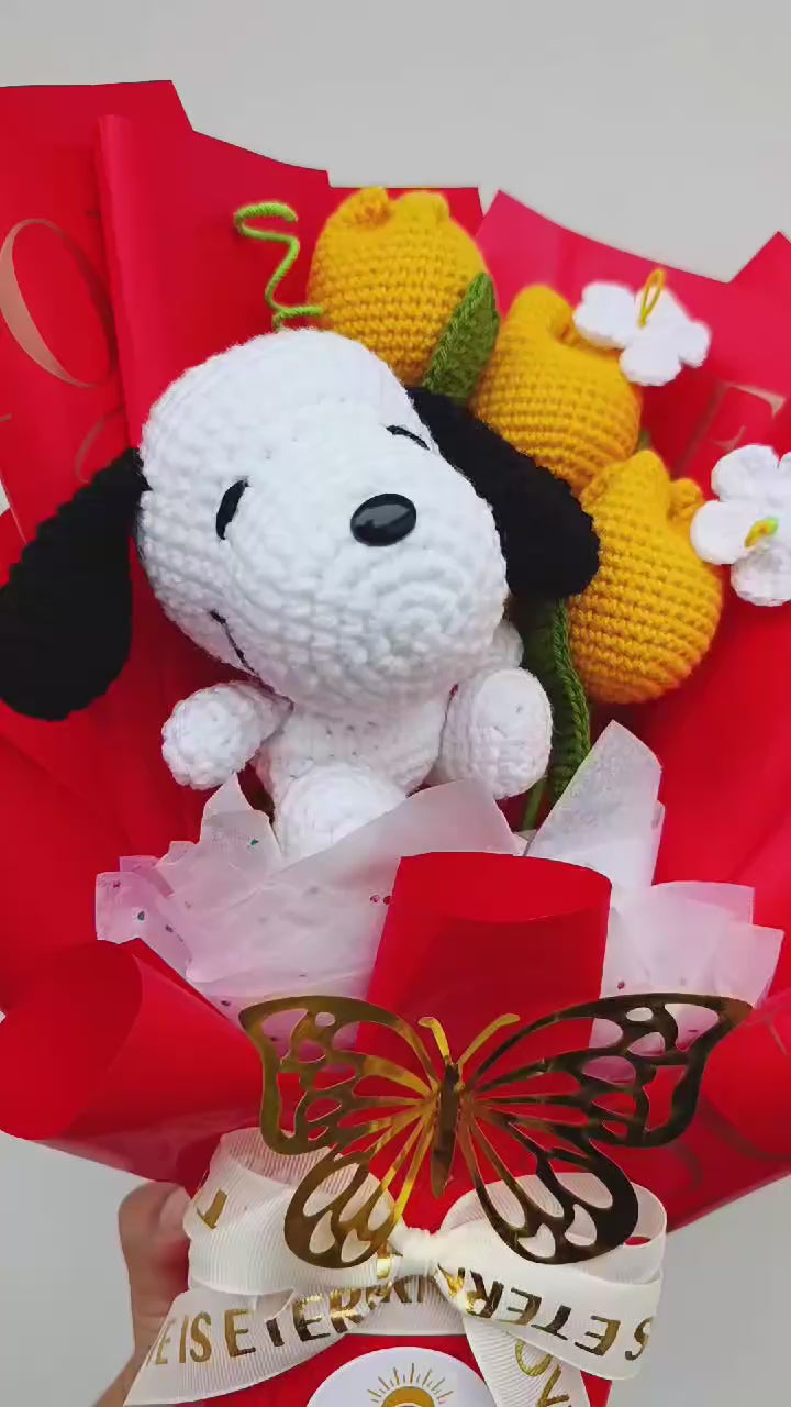 Ramo Premium con Tulipanes y Perrito Blanco Tejido