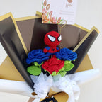 Ramo Spiderman Crochet con Rosas Tejidas