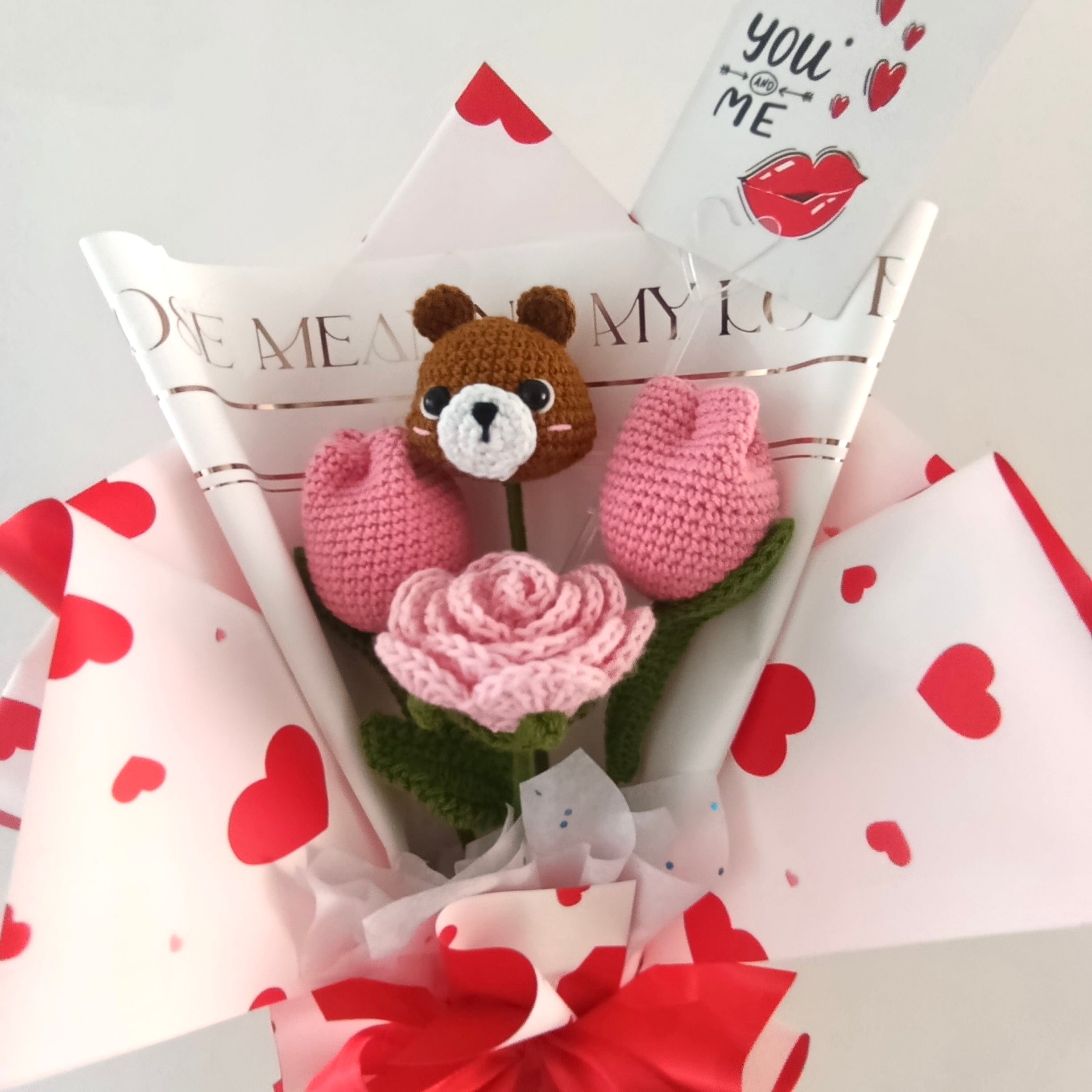 Ramo Osito San Valentín Tejido en Crochet