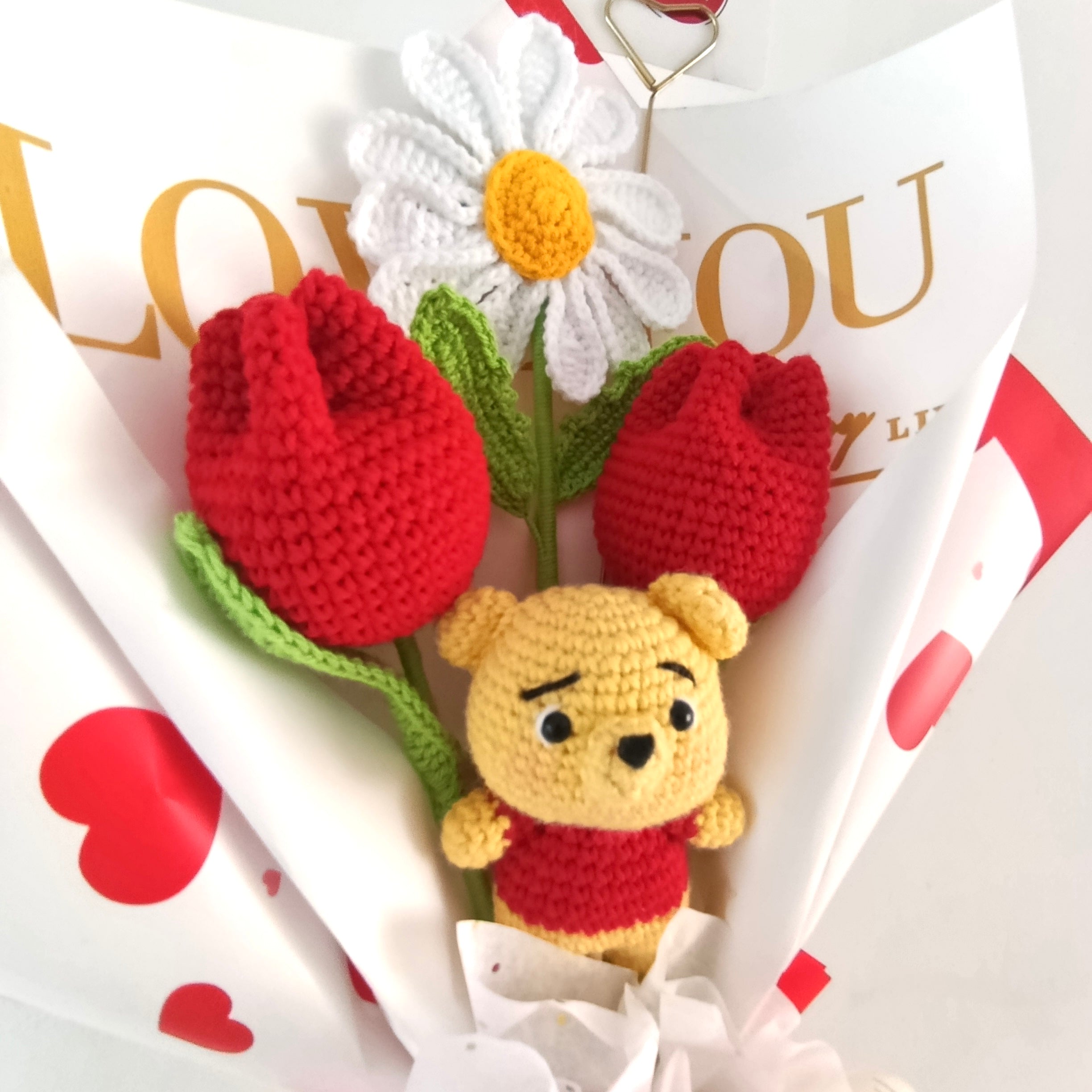 Ramo Winnie Pooh San Valentín Tejido en Crochet