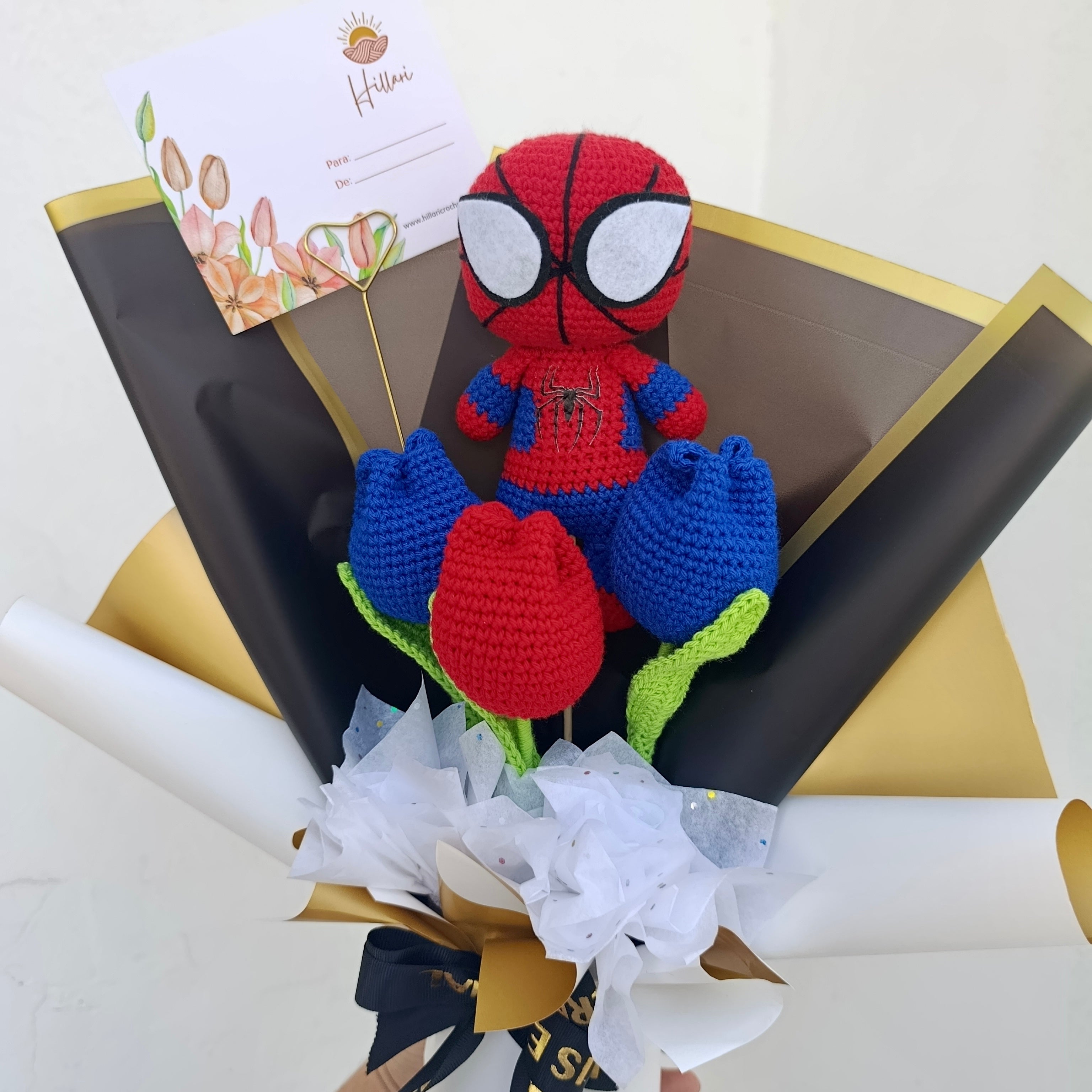Ramo Spiderman Crochet con Tulipanes