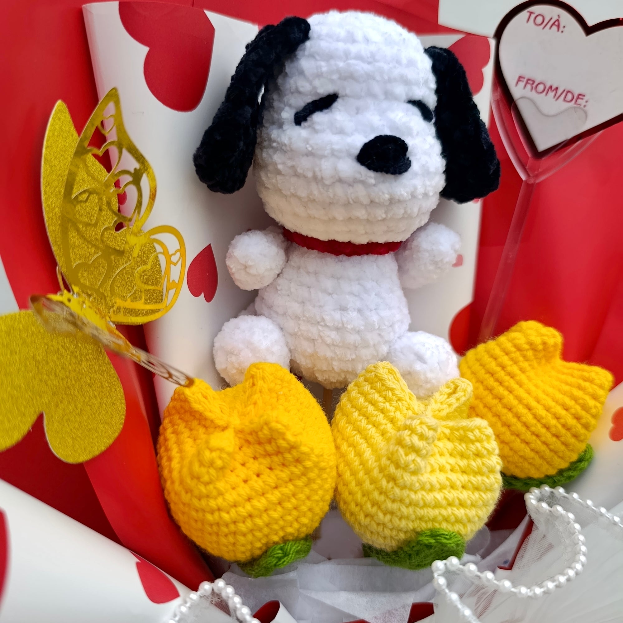 Ramo Snoopy con Tulipanes Amarillos en Crochet