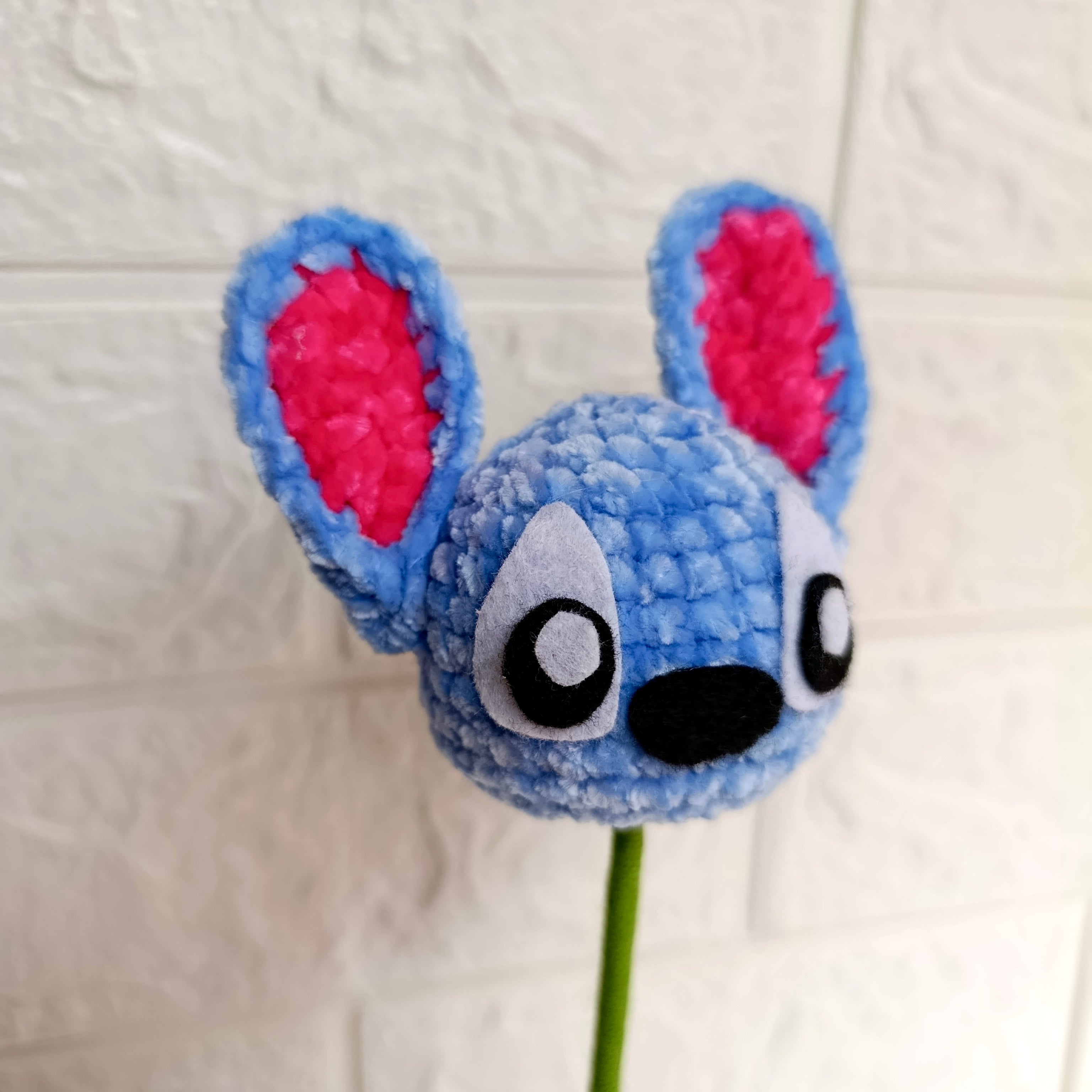 Stitch Amigurumi Tejido a Mano – Complemento para Ramos