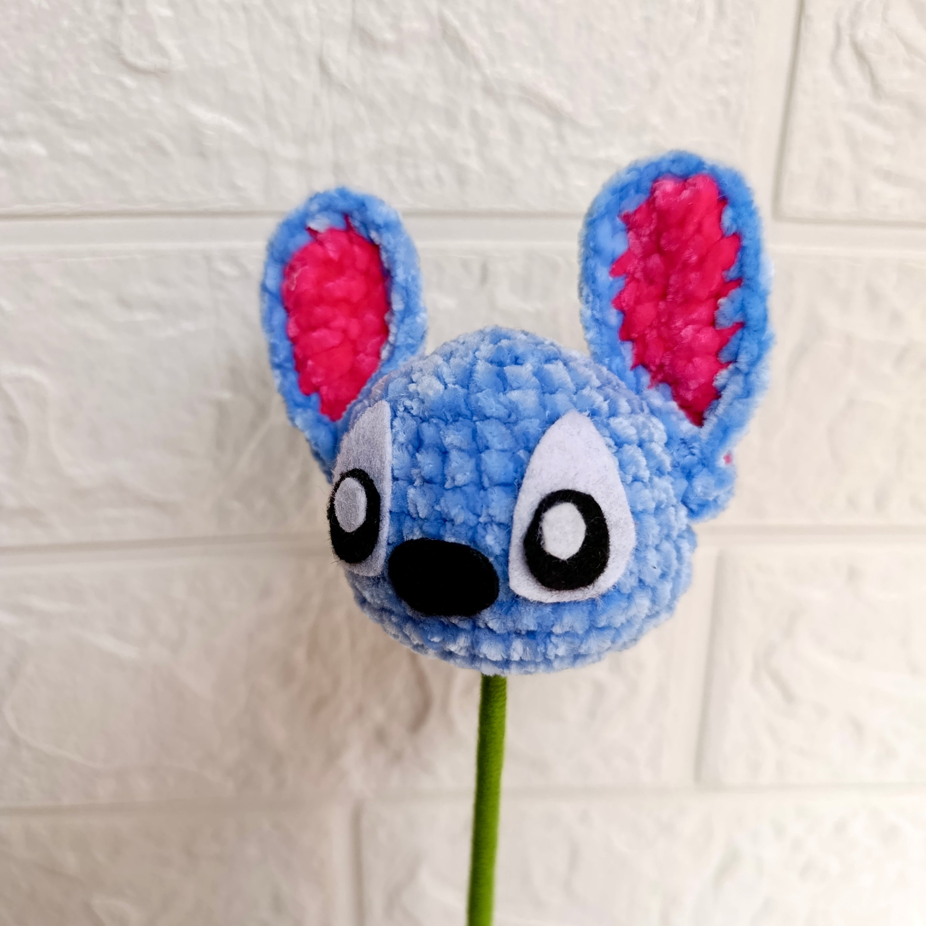 Stitch Amigurumi Tejido a Mano – Complemento para Ramos